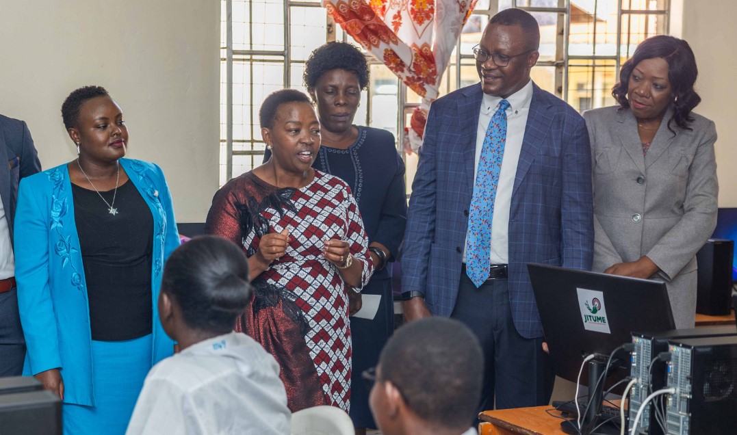 Rachel Ruto Unveils Jitume Digital Hub At Butere Girls High School